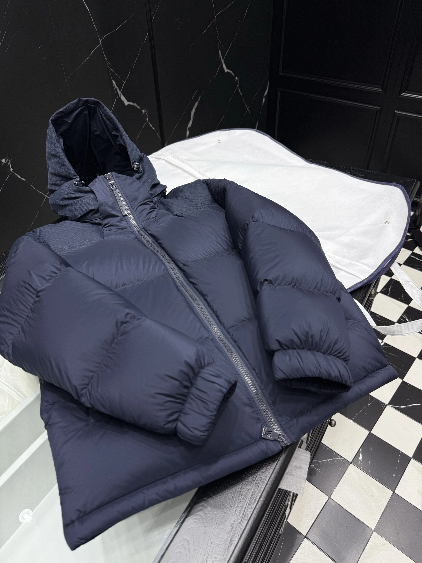 wg.luxury-- 8V Down jacket white duck down 2colour item: E-F443J1641-2H